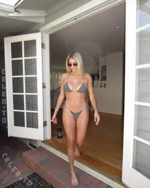 Emily Tanner OnlyFans Leaked Free Thumbnail Picture - #EnjdHAXpES