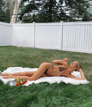 Emily Tanner OnlyFans Leaked Free Thumbnail Picture - #kF853eZQwQ