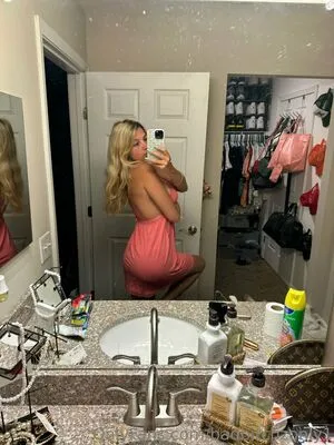 Emily Trapp OnlyFans Leaked Free Thumbnail Picture - #XmyTWoe2Sw