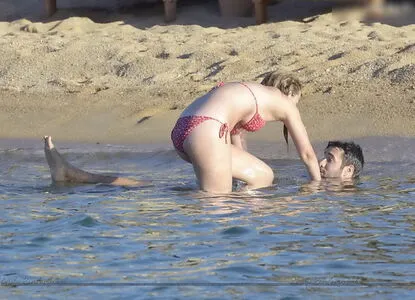 Emily Van Camp OnlyFans Leaked Free Thumbnail Picture - #LJLwFKUHTX