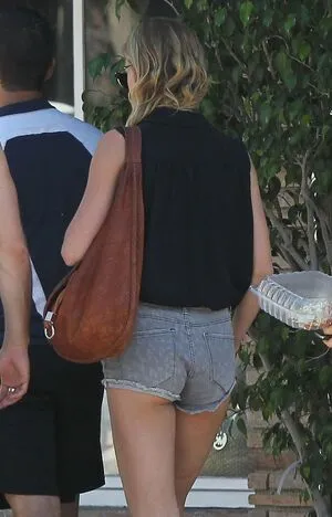 Emily VanCamp OnlyFans Leaked Free Thumbnail Picture - #ktZj0E0bsg