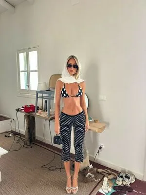Emily Venz OnlyFans Leaked Free Thumbnail Picture - #6vRTWeAREy