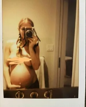 Emily Wickersham OnlyFans Leaked Free Thumbnail Picture - #kUXh9FBhpK