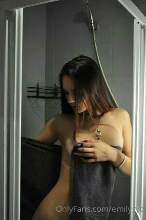 Emily Yo OnlyFans Leaked Free Thumbnail Picture - #gO5WexZePy