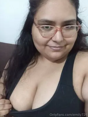 Emily726 OnlyFans Leaked Free Thumbnail Picture - #Hb3NtX0ruS