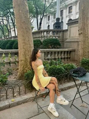 Emilyafeng OnlyFans Leaked Free Thumbnail Picture - #VlKpsdcGb0