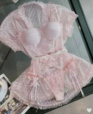 Emilyali OnlyFans Leaked Free Thumbnail Picture - #kJO39FMIAq