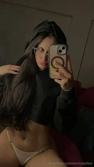 Emilybellee OnlyFans Leaked Free Thumbnail Picture - #laYD6smdU2