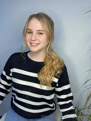 Emilybrownnn OnlyFans Leaked Free Thumbnail Picture - #2hDS3V7ym0