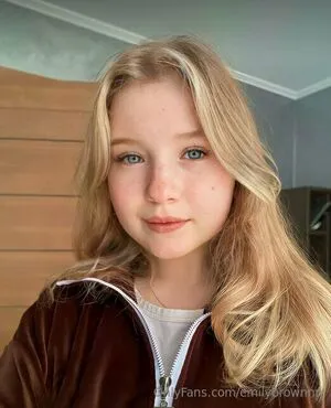 Emilybrownnn OnlyFans Leaked Free Thumbnail Picture - #sZtWMzavJW