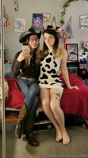 Emilybunoof OnlyFans Leaked Free Thumbnail Picture - #Llekfwuv5M