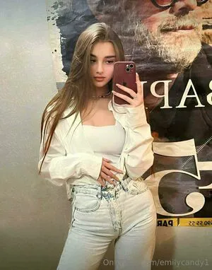 Emilycandy1 OnlyFans Leaked Free Thumbnail Picture - #DLRiNgh0Ut