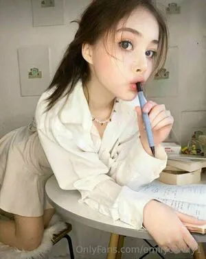 Emilycandy1 OnlyFans Leaked Free Thumbnail Picture - #OZMH54p4dI