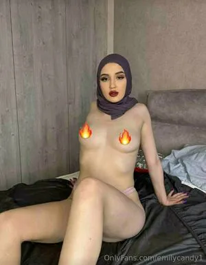 Emilycandy1 OnlyFans Leaked Free Thumbnail Picture - #XNovlXugQd