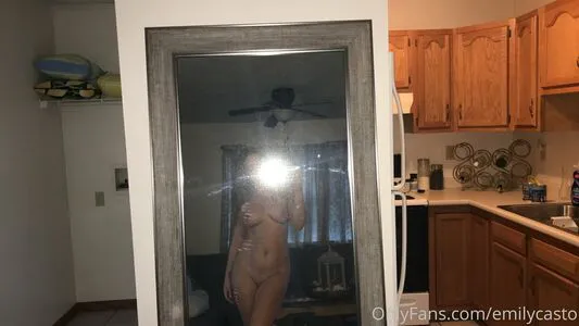 Emilycasto OnlyFans Leaked Free Thumbnail Picture - #cl1ctS0eC9