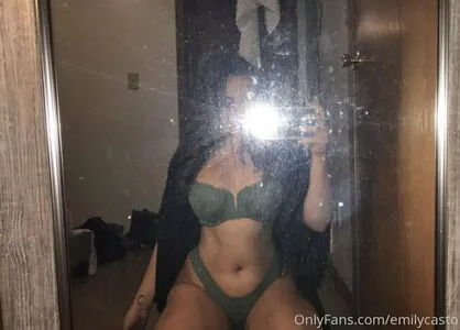 Emilycasto OnlyFans Leaked Free Thumbnail Picture - #dcngAms6SA