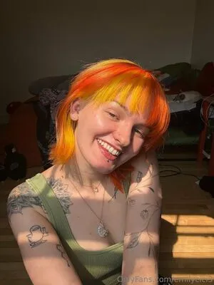 Emilycici3 OnlyFans Leaked Free Thumbnail Picture - #4SdPi1L36o