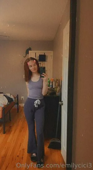 Emilycici3 OnlyFans Leaked Free Thumbnail Picture - #8A4uCrHgM3