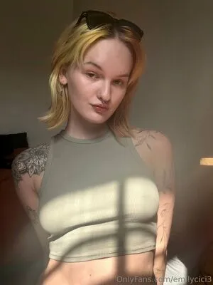 Emilycici3 OnlyFans Leaked Free Thumbnail Picture - #Wi5T42U4rL
