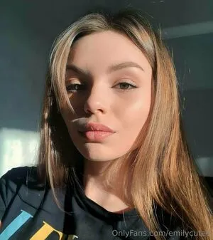 Emilycutee OnlyFans Leaked Free Thumbnail Picture - #B9LeS9dBMR