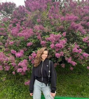 Emilycutee OnlyFans Leaked Free Thumbnail Picture - #Px0WlZJfcR