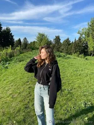 Emilycutee OnlyFans Leaked Free Thumbnail Picture - #U8FD3rvi61