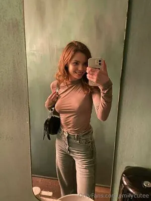 Emilycutee OnlyFans Leaked Free Thumbnail Picture - #bmZ4gSfkxU