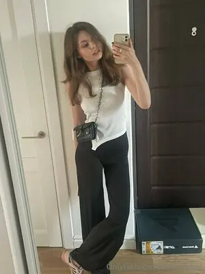 Emilycutee OnlyFans Leaked Free Thumbnail Picture - #vacIUBNg8B