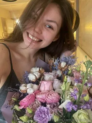 Emilycutee OnlyFans Leaked Free Thumbnail Picture - #xKfAkpJE7G