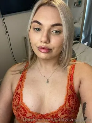 Emilyevejackson OnlyFans Leaked Free Thumbnail Picture - #mVPCEVnLY3
