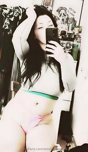 Emilyglass696 OnlyFans Leaked Free Thumbnail Picture - #X68dU7kysa