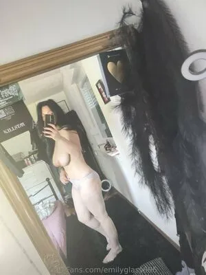 Emilyglass696 OnlyFans Leaked Free Thumbnail Picture - #vPB3wdkihP