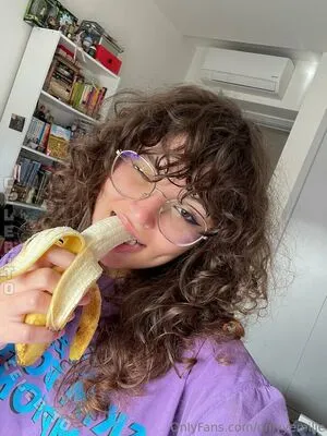 Emilyglivern OnlyFans Leaked Free Thumbnail Picture - #If9Ig3CQ3y