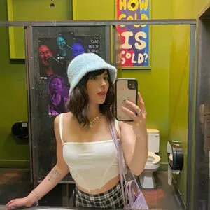 Emilygodbout OnlyFans Leaked Free Thumbnail Picture - #lvTHDPNyXE