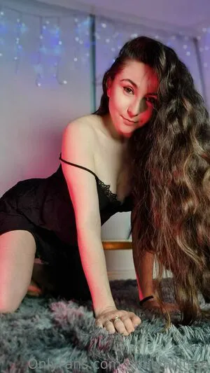 Emilyhillfree OnlyFans Leaked Free Thumbnail Picture - #5USFGyhMBg