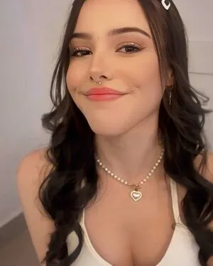 Emilyisredcoat OnlyFans Leaked Free Thumbnail Picture - #83WhliJ5e6