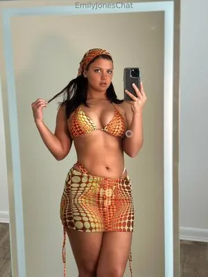 Emilyjoneschat OnlyFans Leaked Free Thumbnail Picture - #ZGFEEKUjzp
