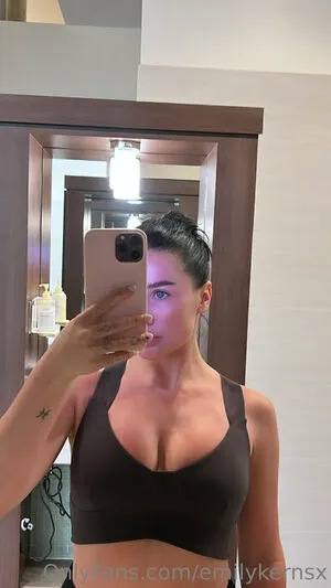 Emilykernsx OnlyFans Leaked Free Thumbnail Picture - #Ki9nKqAHip