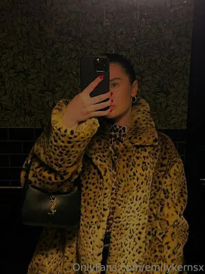 Emilykernsx OnlyFans Leaked Free Thumbnail Picture - #W0mTFcdUfC