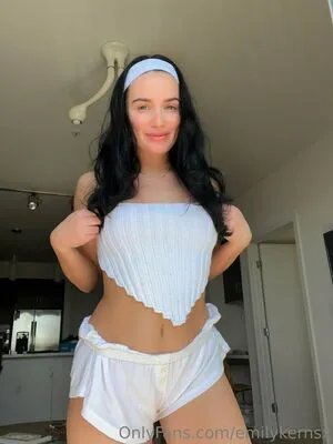 Emilykernsx OnlyFans Leaked Free Thumbnail Picture - #i8ItNFVPeb