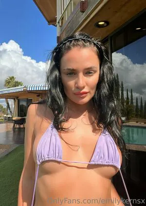 Emilykernsx OnlyFans Leaked Free Thumbnail Picture - #tthCsL6NW8