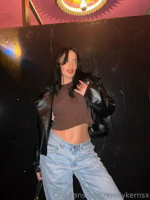 Emilykernsx OnlyFans Leaked Free Thumbnail Picture - #xpn0rVBNds