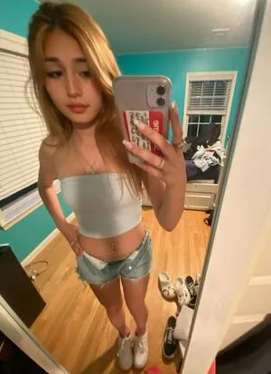 Emilykr0pp OnlyFans Leaked Free Thumbnail Picture - #lYer3D6Ej4