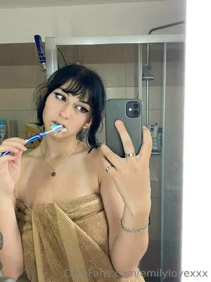 Emilylovexxx OnlyFans Leaked Free Thumbnail Picture - #U4Tzz4yxeK