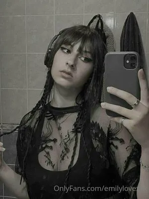 Emilylovexxx OnlyFans Leaked Free Thumbnail Picture - #iV4ooRa8bI