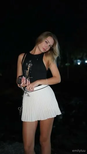 Emilylu OnlyFans Leaked Free Thumbnail Picture - #lfYy0V7o5s