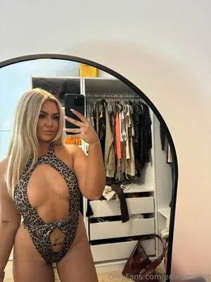Emilymarlor OnlyFans Leaked Free Thumbnail Picture - #bQfoTkMVcl