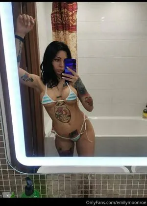 Emilymoonroe OnlyFans Leaked Free Thumbnail Picture - #2LO8V0dEX7