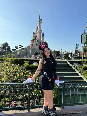 Emilymuneton OnlyFans Leaked Free Thumbnail Picture - #rC2N7Pv9fO