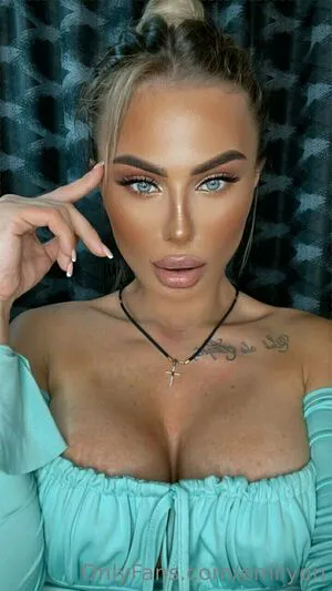 Emilyon OnlyFans Leaked Free Thumbnail Picture - #3DiJcJuuL8